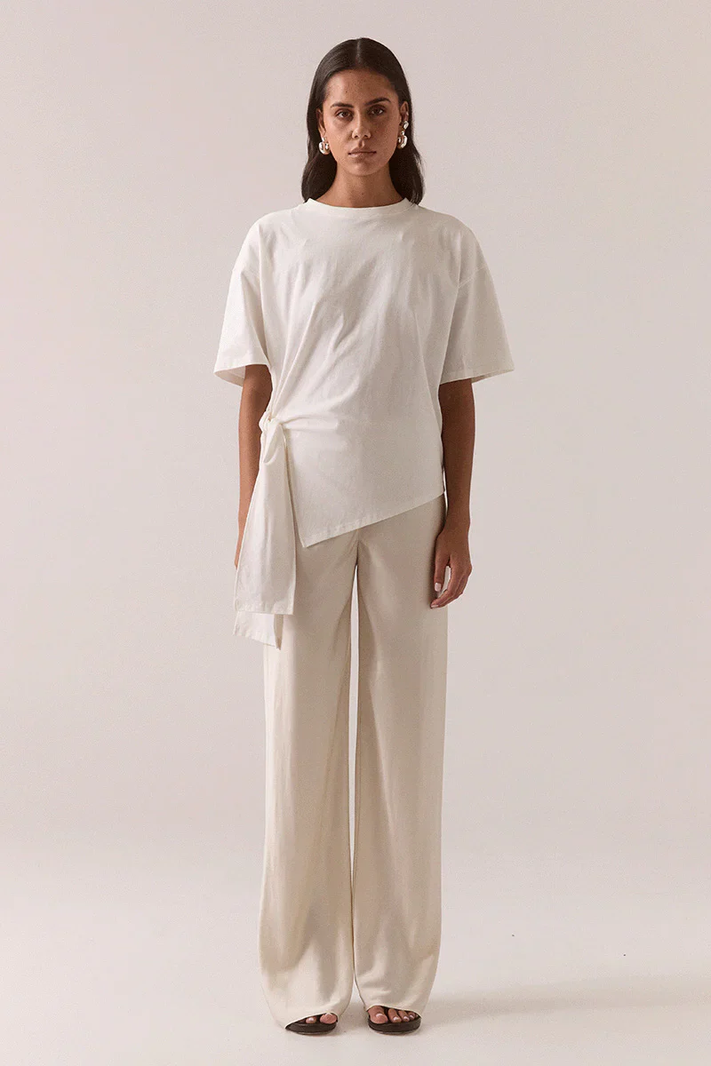 SOVERE STUDIO - BLAKE TEE (VANILLA)