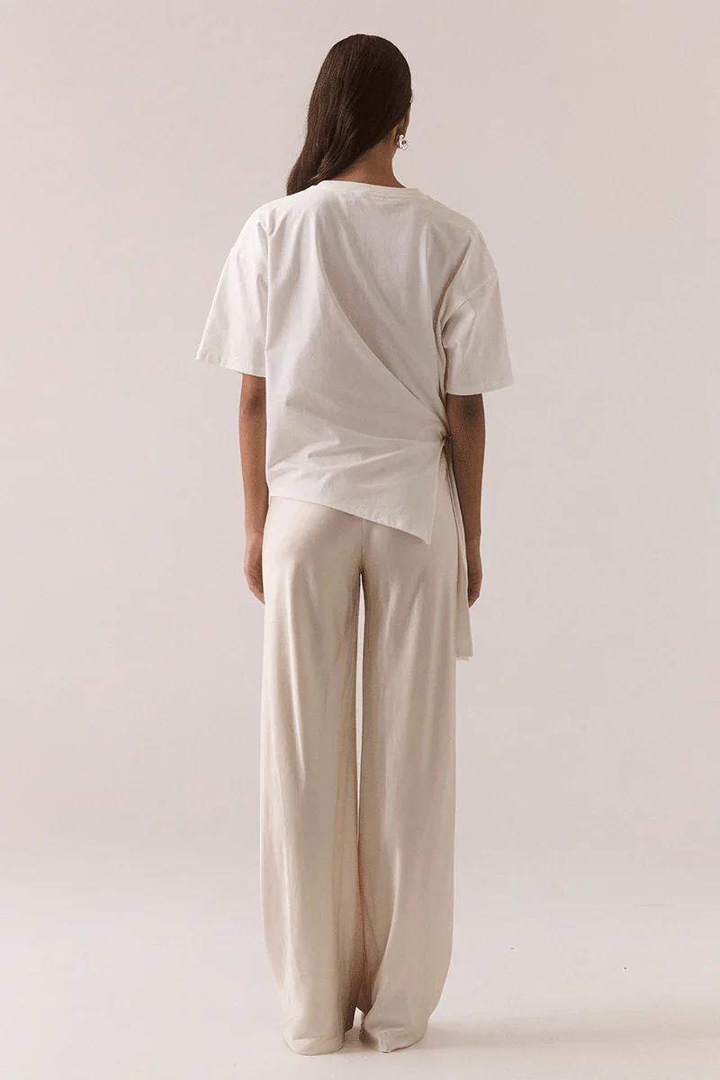 SOVERE STUDIO - BLAKE TEE (VANILLA) - Image 2