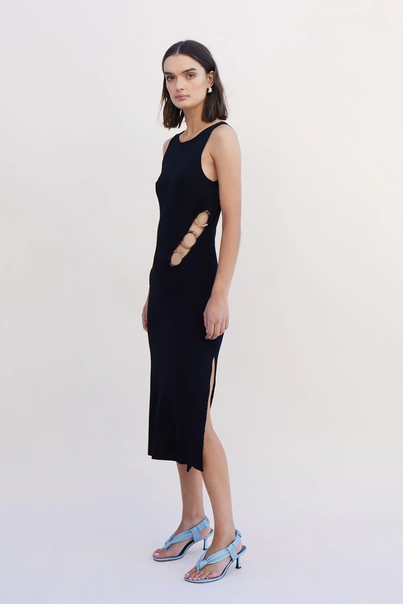 SUBOO - Dylan Ring Side Knit Midi Dress (Black) - Image 4
