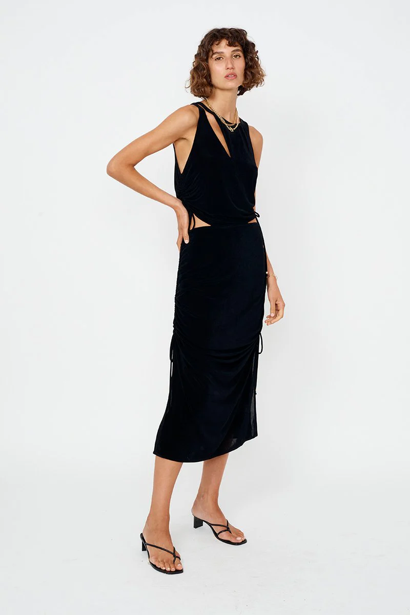 SUBOO - The Liz Rouched Midi Tank Dress (Black) - Image 3